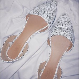 B&W Stippled Dot Open Flats
